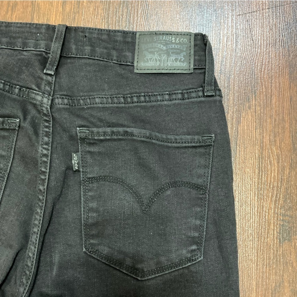 LEVIS 721 High Rise  Skinny Jeans in like new condition size 28 - Picture 2 of 16